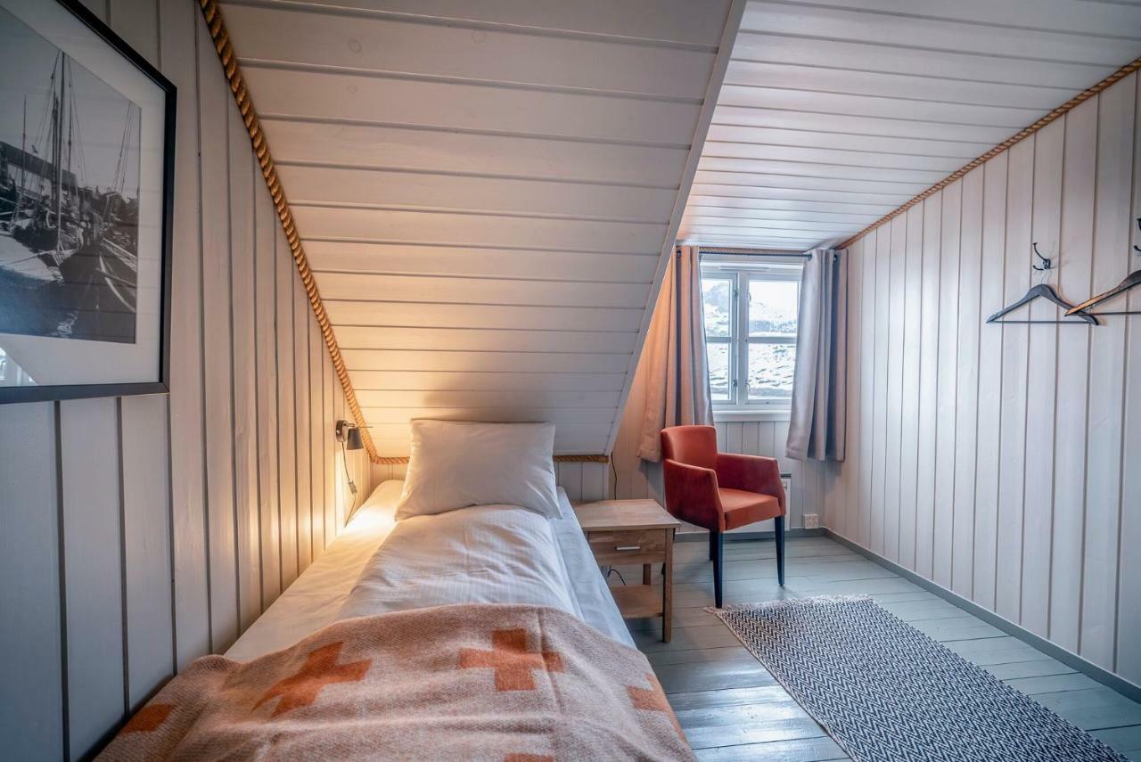 Nyvagar Rorbuhotell - By Classic Norway Hotels คาเบลว็อก ภายนอก รูปภาพ